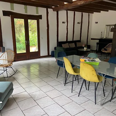 Holiday home Mas Des Maje Boisredon